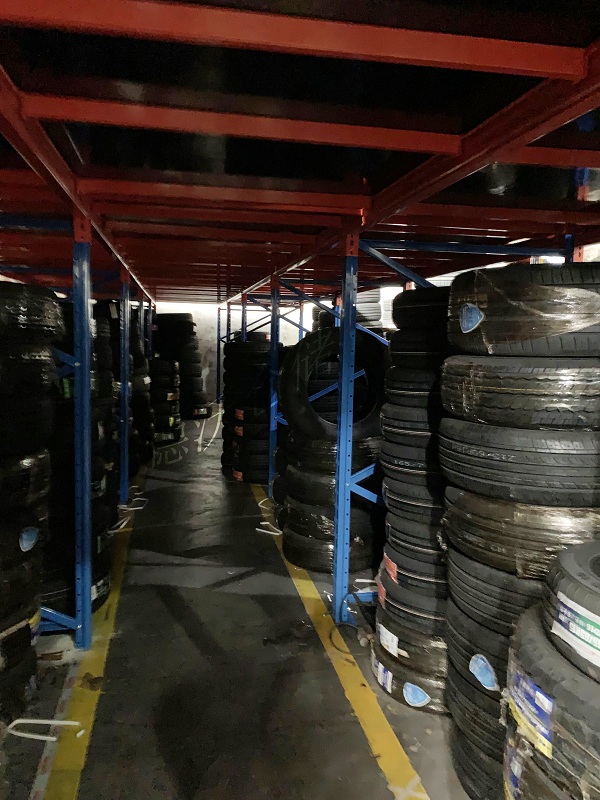 阁楼货架